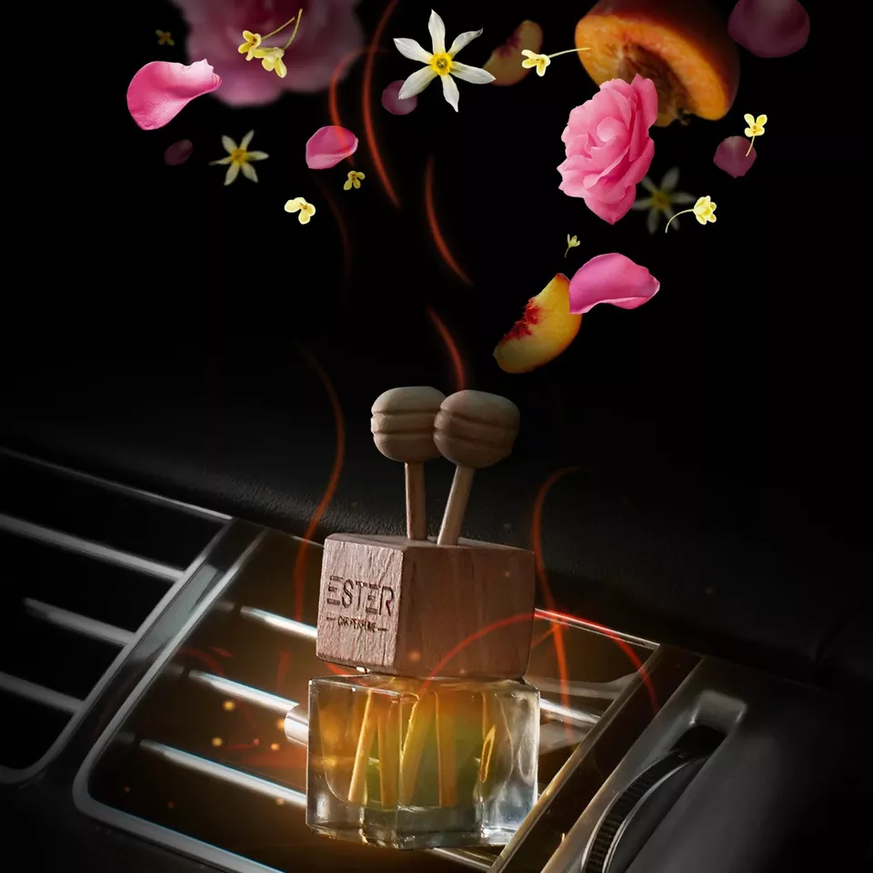 Premium UK car perfume with aromatherapy featuring refined scents (floral, fruity, woody, amber, musky)